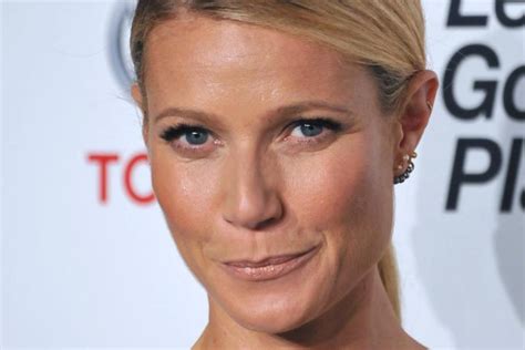 gwyneth paltrow nude|Gwyneth Paltrow zeigt sich komplett nackt: Freizügiges Foto zum。